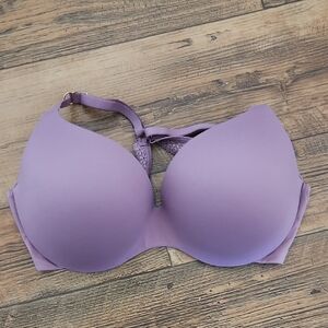 Victoria's Secret Lilac Underwire Braracetrack. 34DD